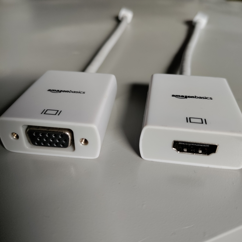 HDMI & VGA adapter Mini Display Port dongle Amazon basics video projector laptop